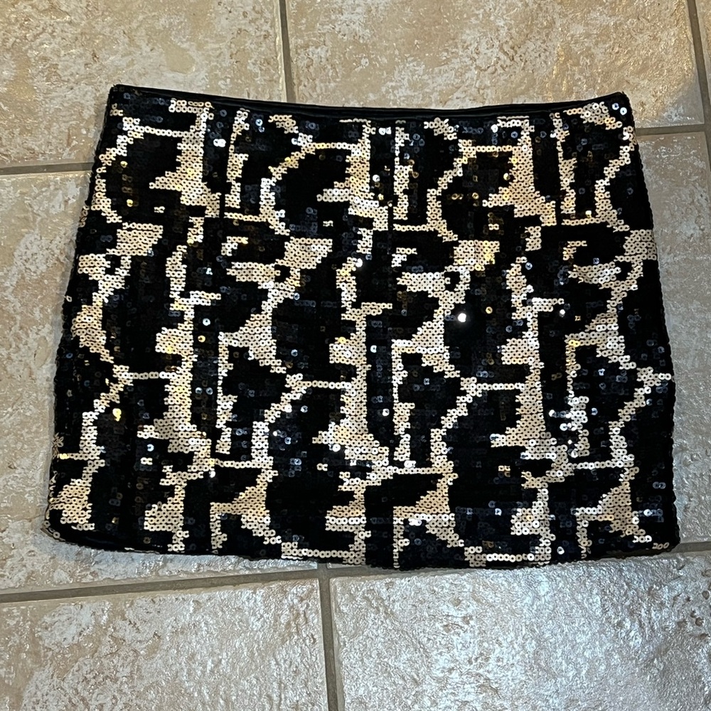 Sans Souci Black and Gold Sequin Mini Skirt